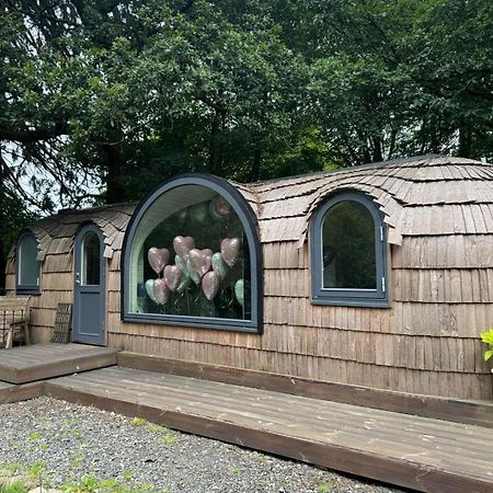 Luxury Woodland Lodge Retreat At Culdees Castle Crieff Extérieur photo